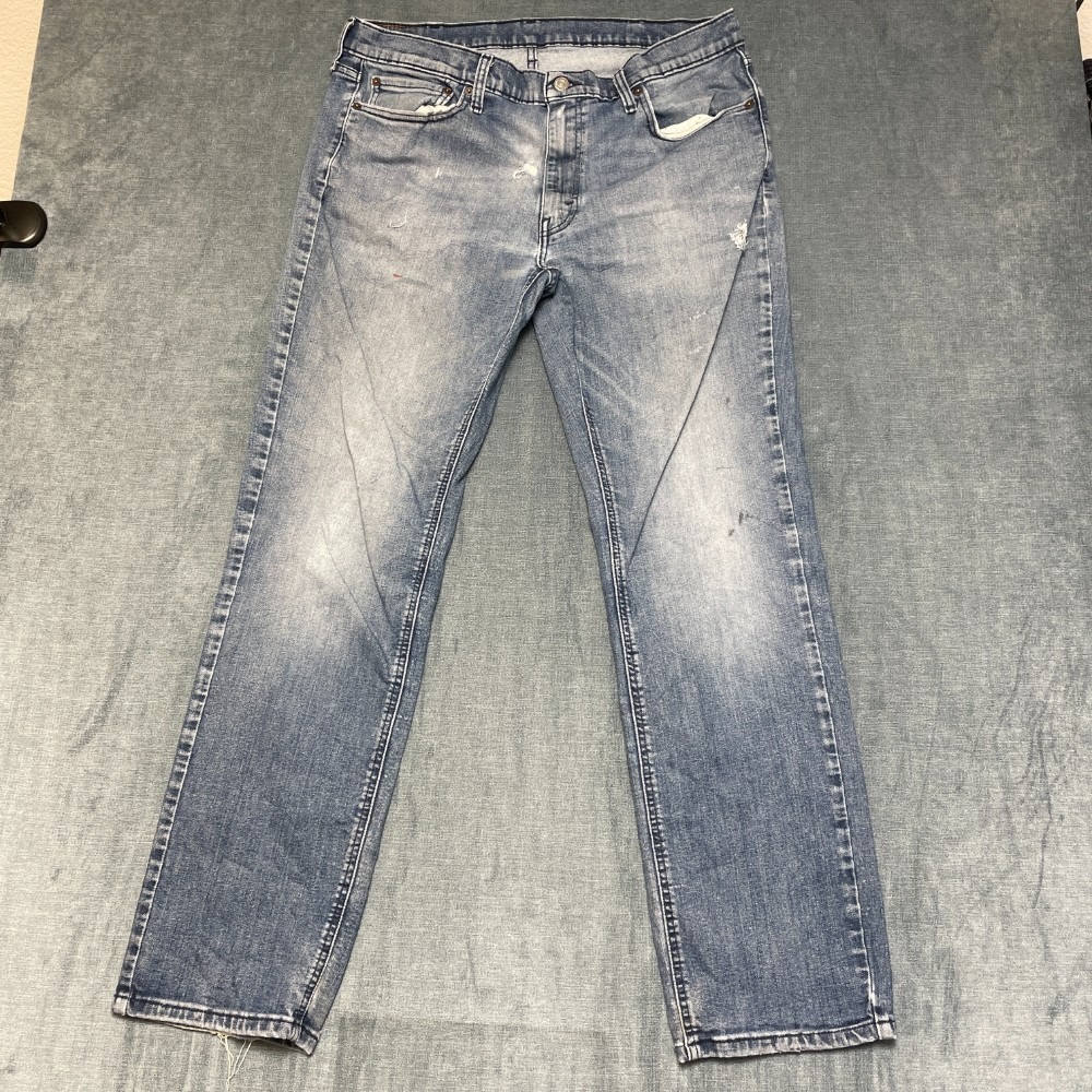 Levi's Jeans Mens 37x32 Blue Denim Medium Wash Outdoor All Day Comfort Trendy